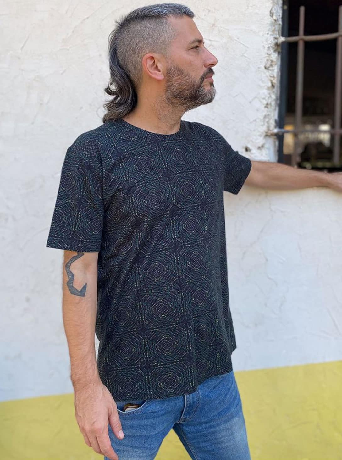 1 Hexit T-shirt - Image 1