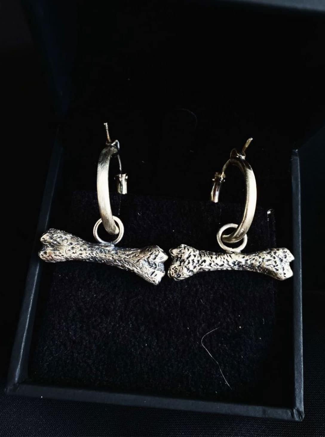 1(458) Horizontal Bone Earrings - Image 1