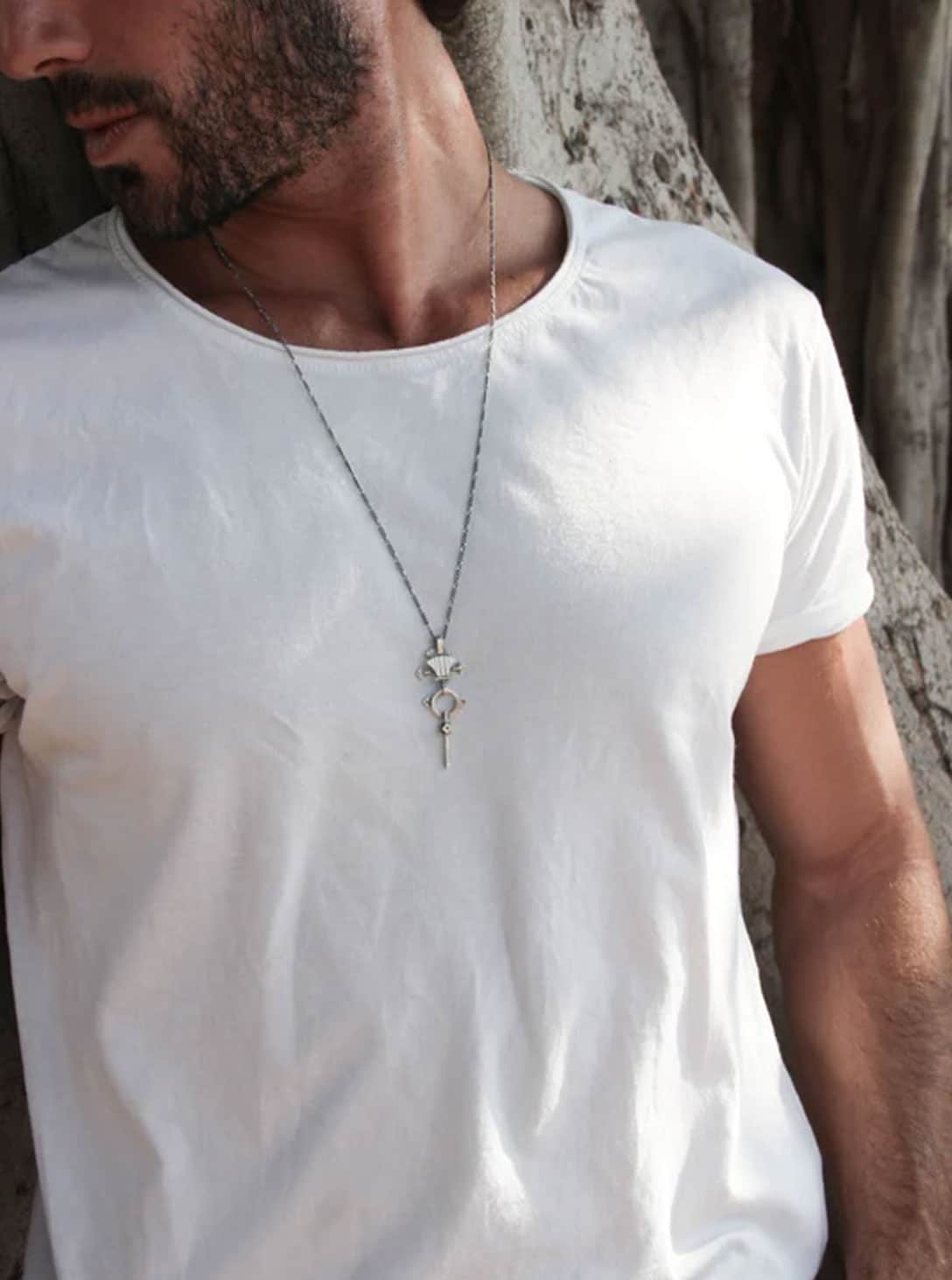 2(399) LOTUS NECKLACE - Image 1