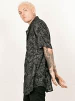 ANGULARITY BUTTON SHIRT