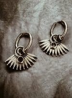 egyptian caper earrings - Image 2
