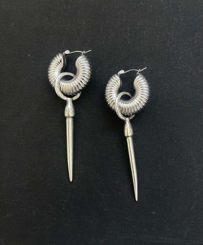 DRACULA EARRINGS - Image 2