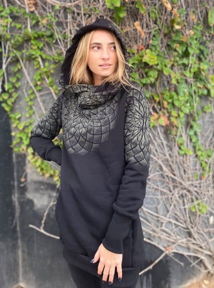 Lotus Black – women's psychedelic hoodie | Plazmalab