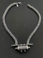 NEFERTITI CHOKER