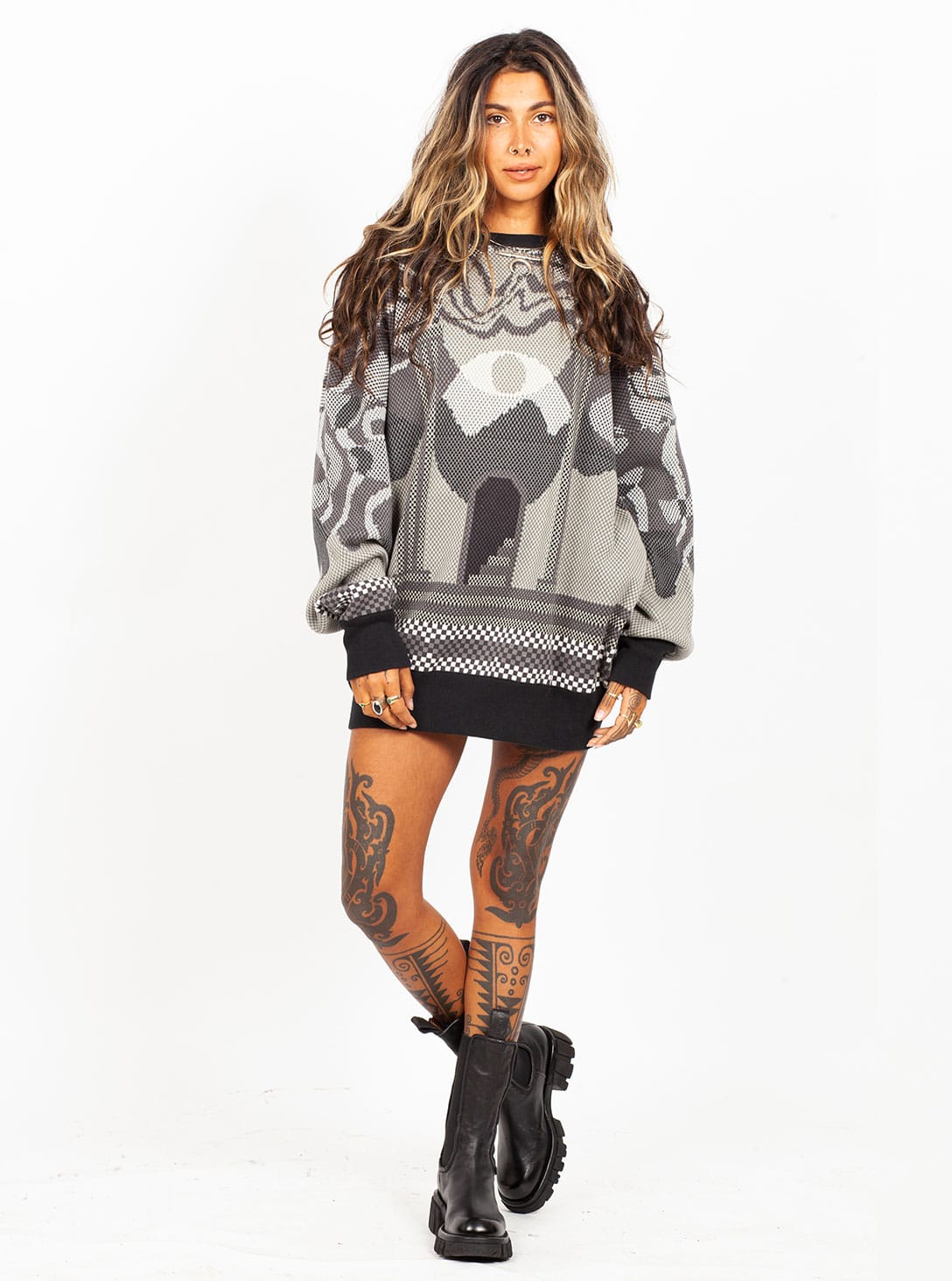 RISING-PIXEL-2(1) RISING PIXEL KNITTED SWEATER - Image 1
