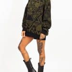 TRIANGULAR KNITTED SWEATER