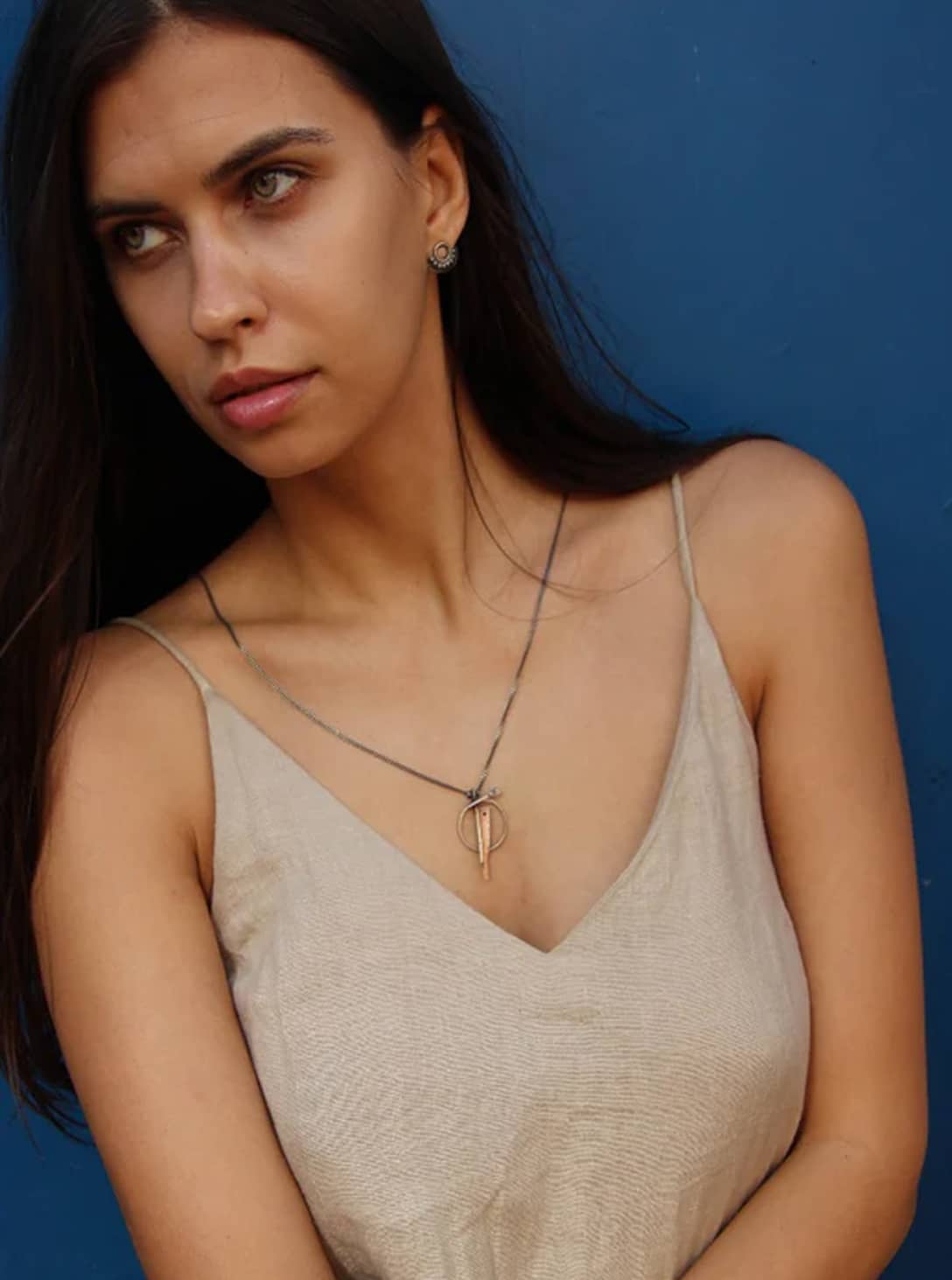 Break The circle Neck_0002_Layer 41 Break The circle Necklace - Image 1