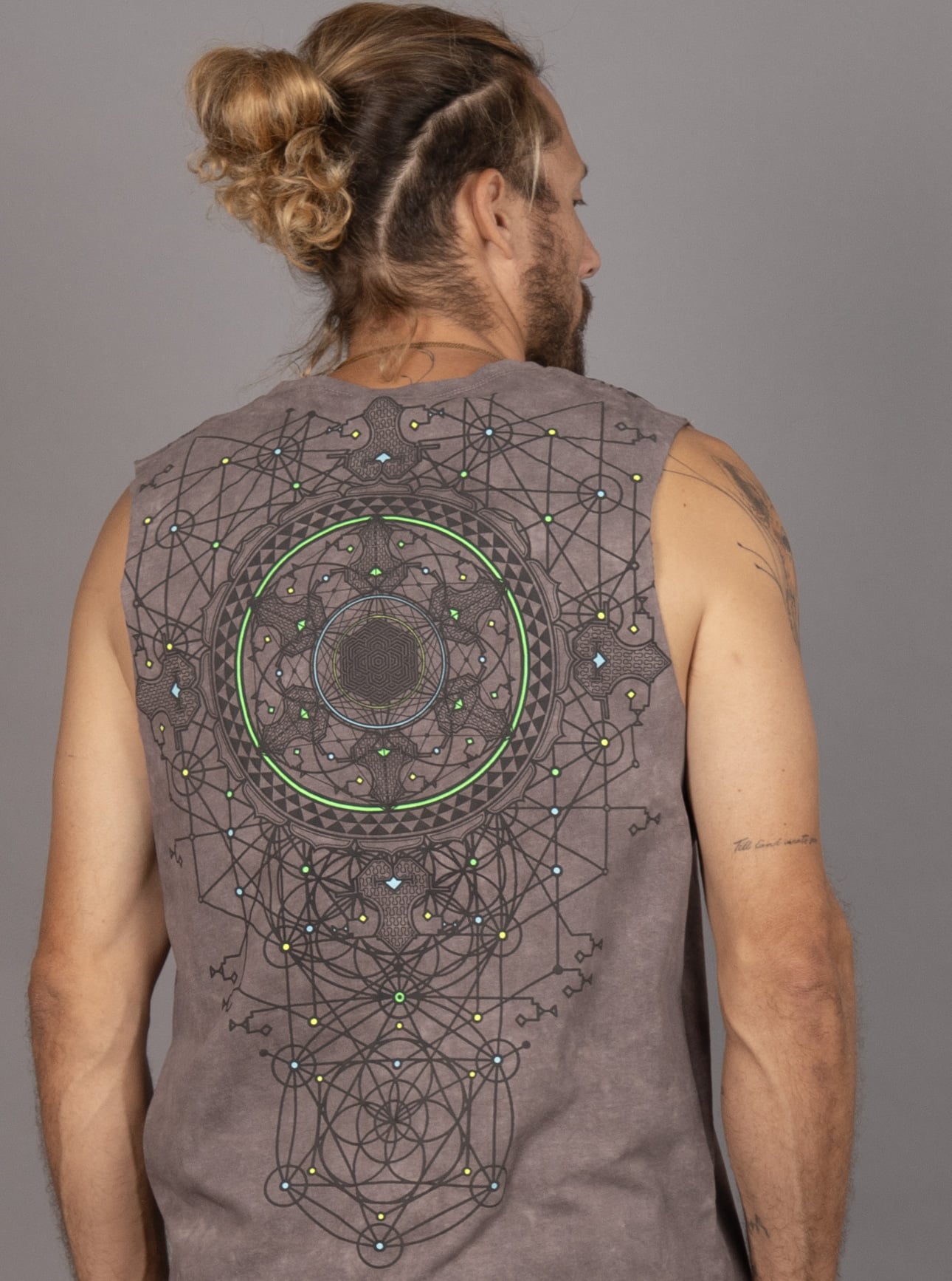 BROWN3 SHII MEN TANK TOP BROWN - Image 1
