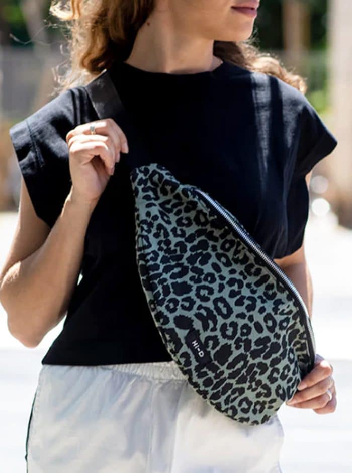 Oversize pouch ALICE OLIVE LEO - Image 2