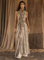 azumi vest zebra kashish