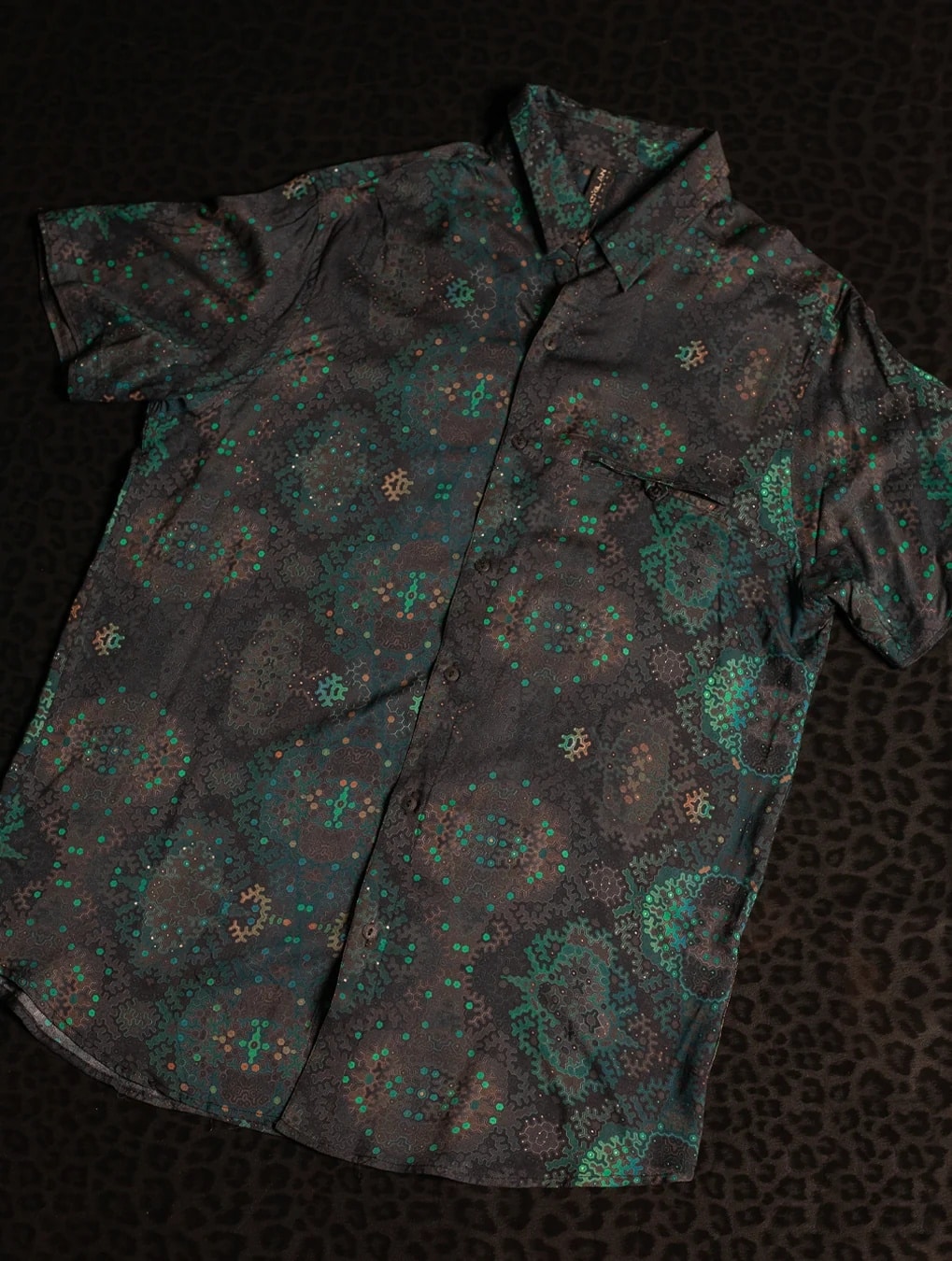 pinecone-shirt-1 Yacxi Bamboo Shirt PINECONE - Image 1